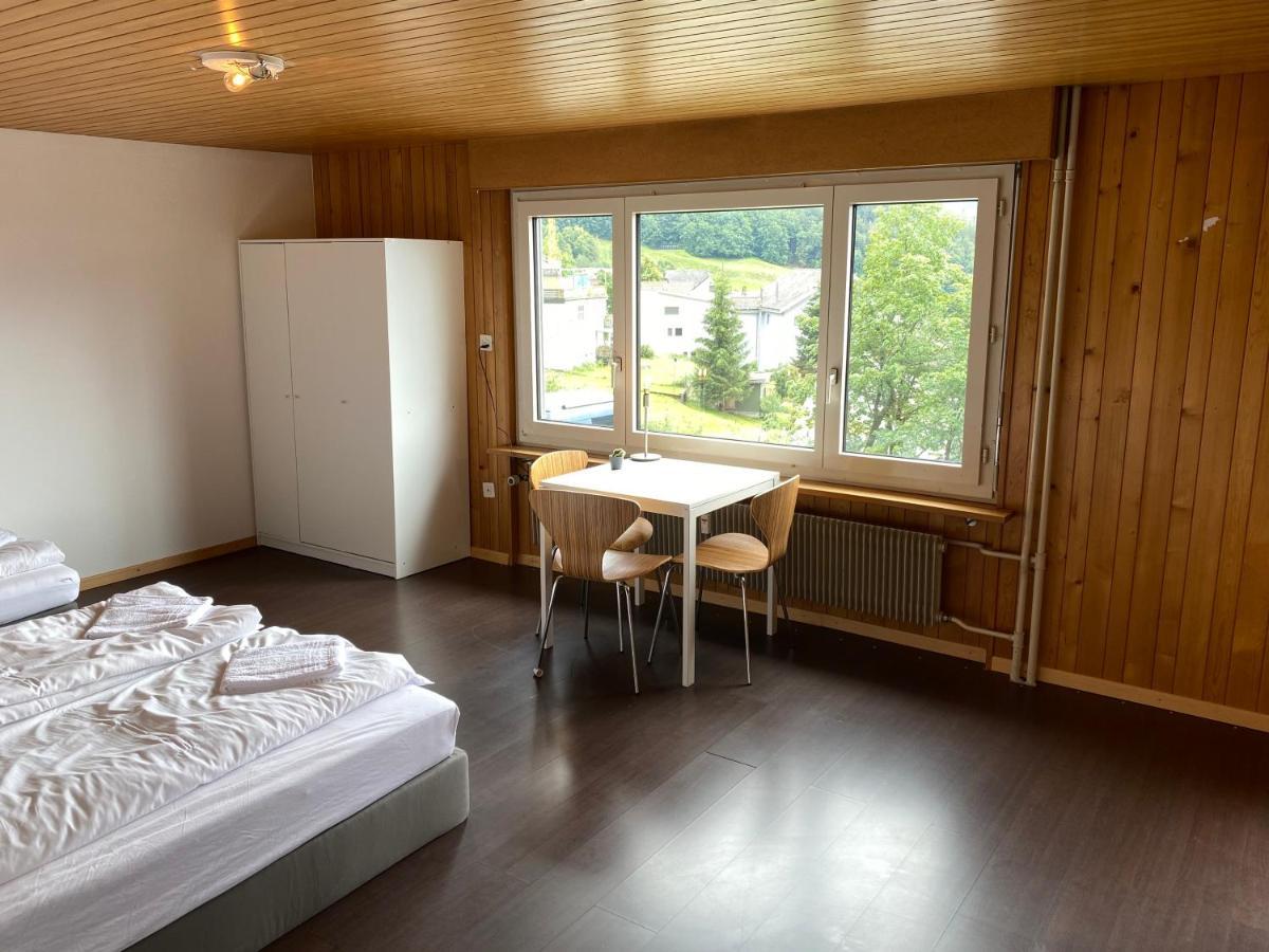 אמדן Longstay Montage Monteur Apartements מראה חיצוני תמונה